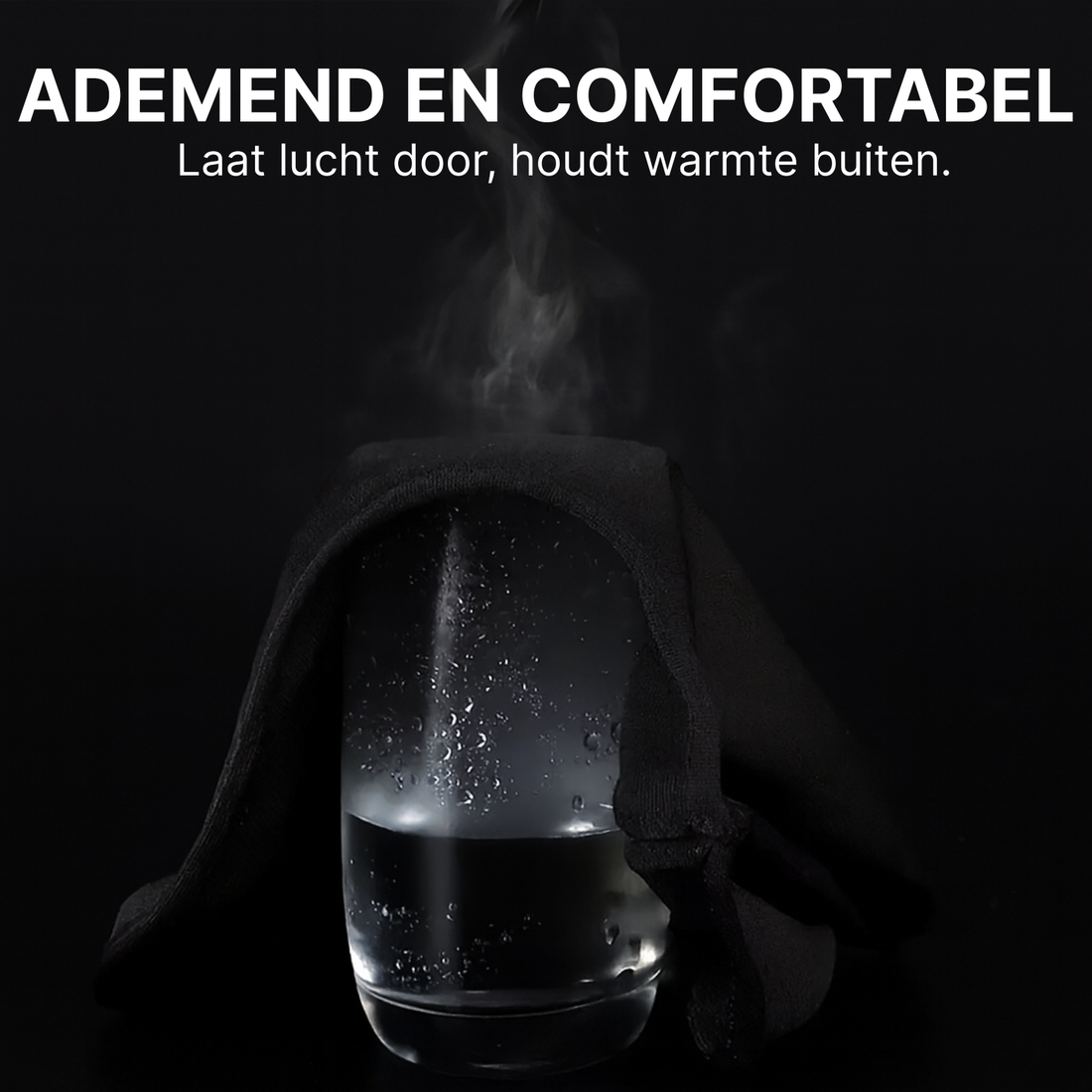 Demonstracja pary wodnej z oddychającej tkaniny ThermoShield™ na kominiarkę, która przepuszcza powietrze, ale zatrzymuje ciepło.